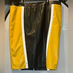 Ashley Stewart Black and Yellow Mini Skirt